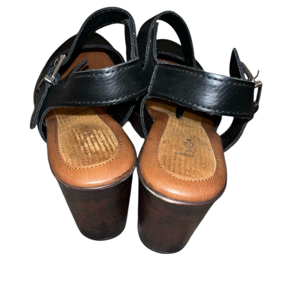 B.O.C.  Mary Jane Platform Shoe's Size 9 Med Classic Rounded Toe Sandals - Picture 3 of 5